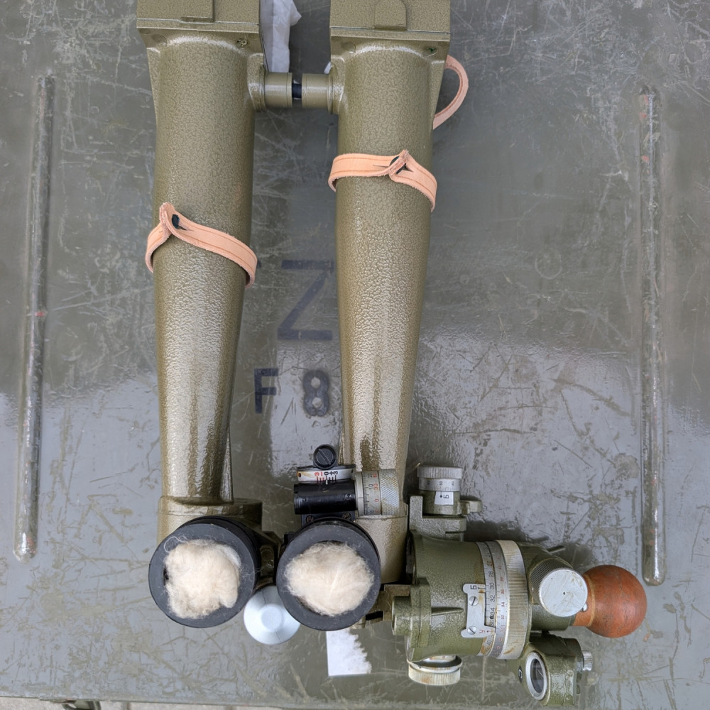 detail Czechoslovakian Army Military Artillery Stereoscopic Trench Periscope AST-B vz. 53 (10×45) with Tripod - unused