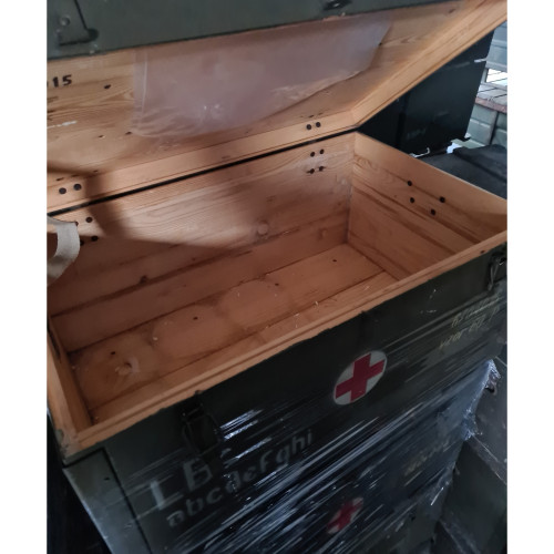 Wooden Medical Box Czech Army  type M60 - used
