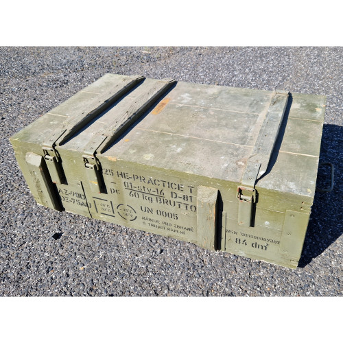 Ammunition wooden box type 125 HE - used