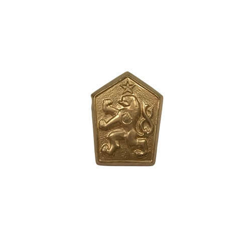 Czechoslovakian Army Badge Lion wit Star - Gold - unused